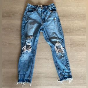 Abercrombie & Fitch High Rise Mom Jeans Curve Love 26/2 SHORT